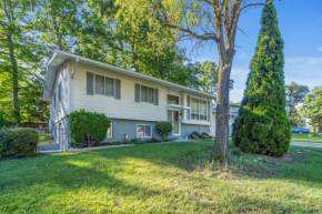 Spacious 5 Bedroom Home in Washington DC Suburb
